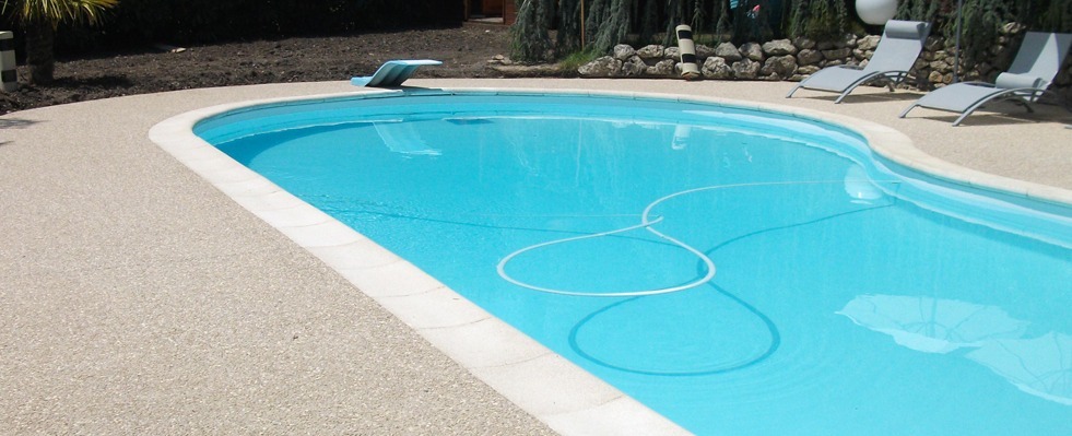 Béton désactivé pour piscine