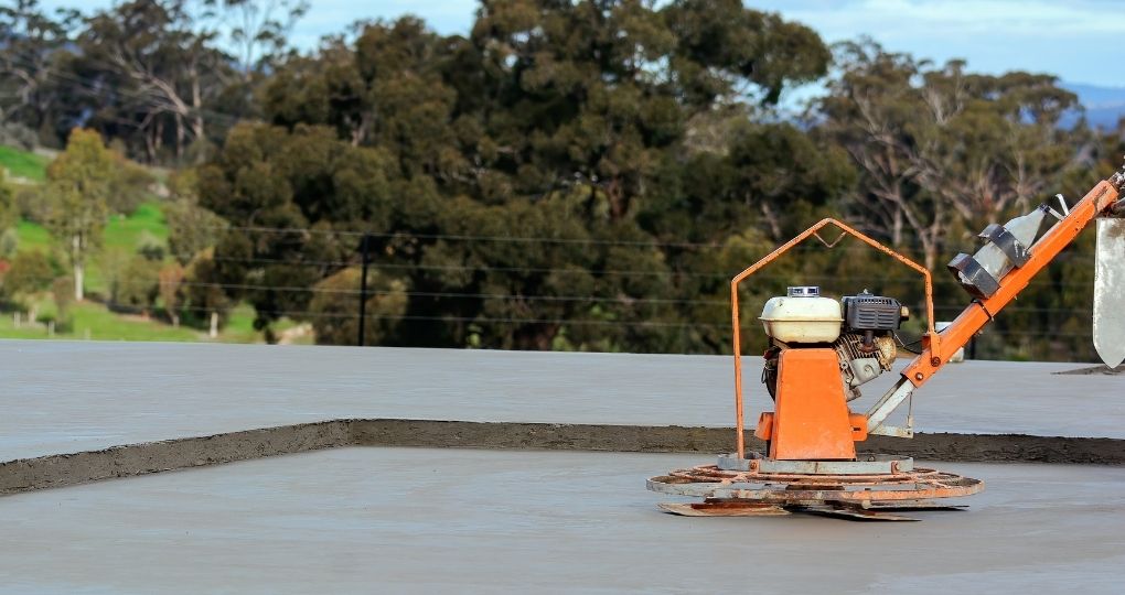 pose du béton taloché